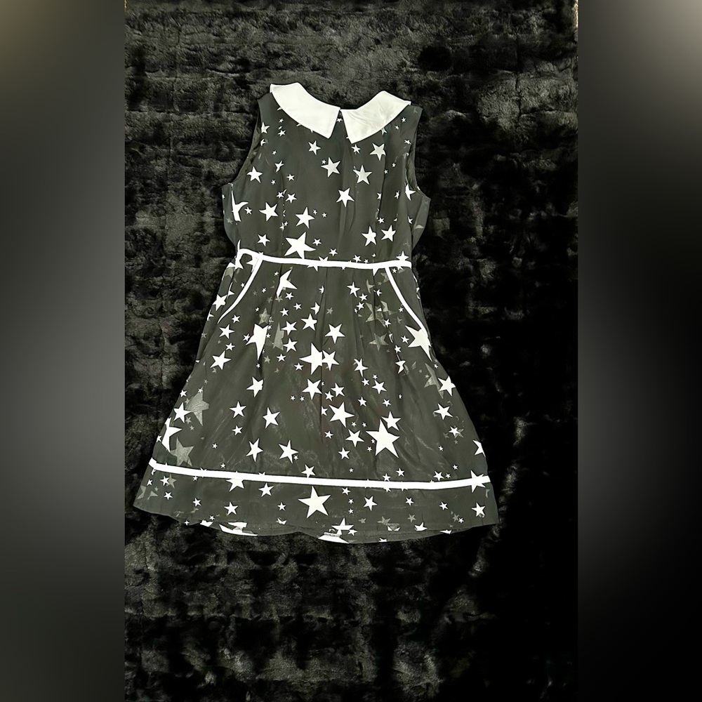 Starry Black and White Sleeveless Dress